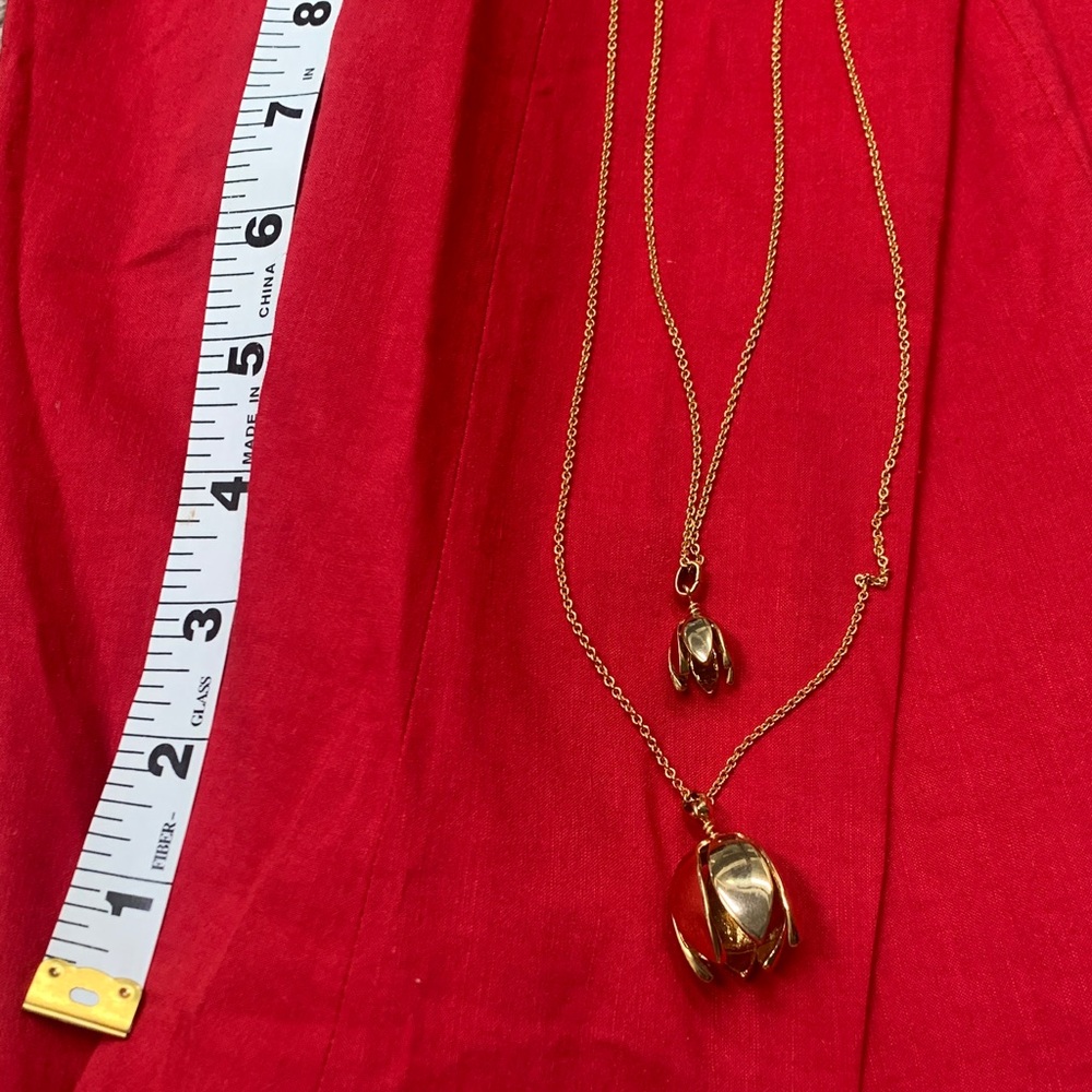 Ann Taylor Elegant gold color tulip pendant double necklace NWT